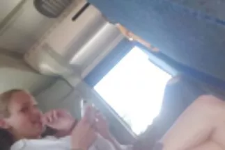 Basszus szőrös punci nyalás busty csaj.