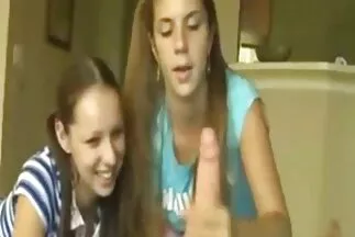 Orosz reggeli szex Milana és Vlad. szőrös punci képek