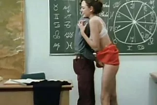 Wild xxx videó. szőrös puni