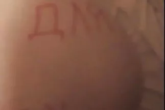 Három gopnik szar egy érett szőrös puni orosz nőt Alla.
